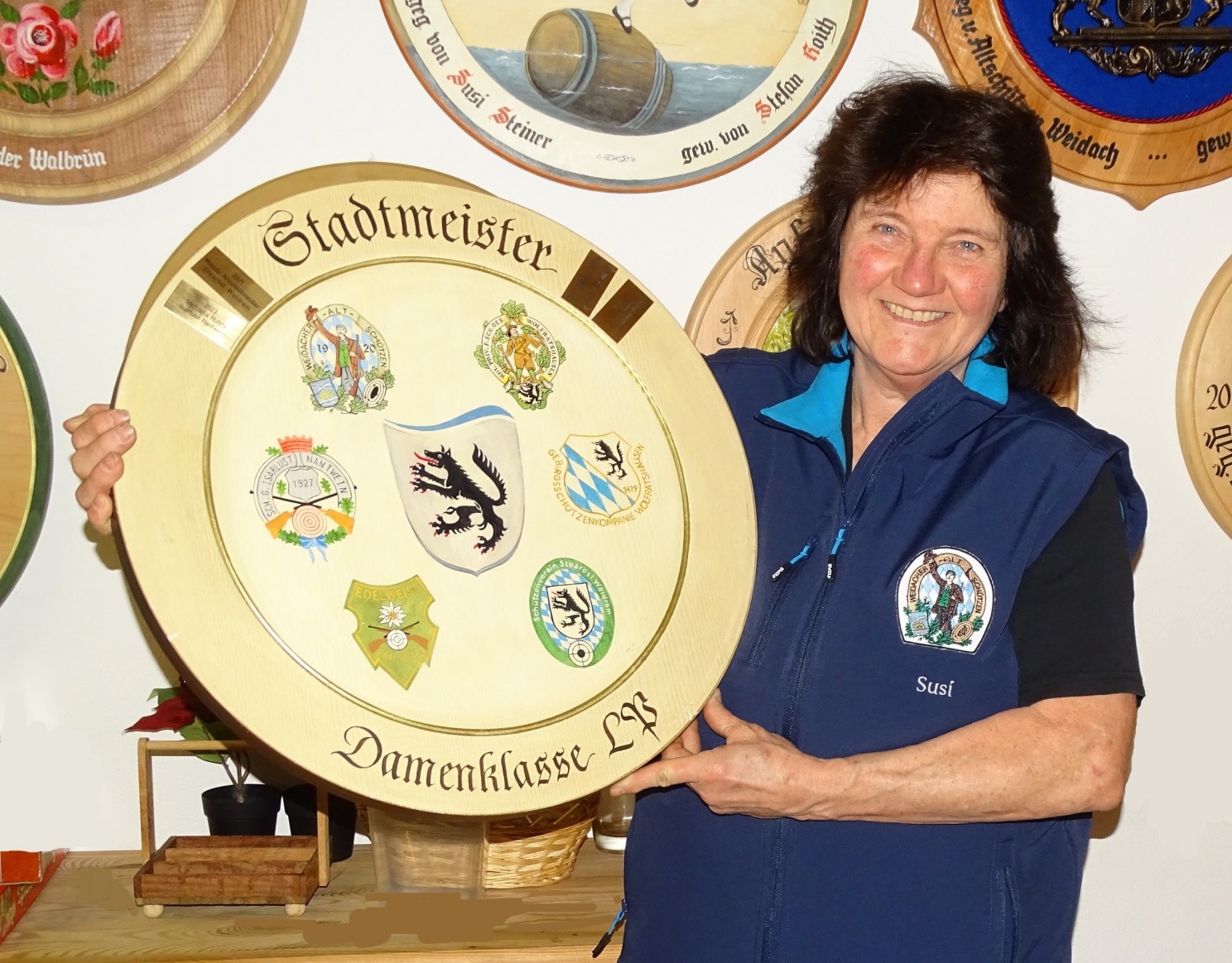 Susi Steiner Stadtmeisterin Damenklasse Luftpistole 2024 - Foto: Konrad Selb